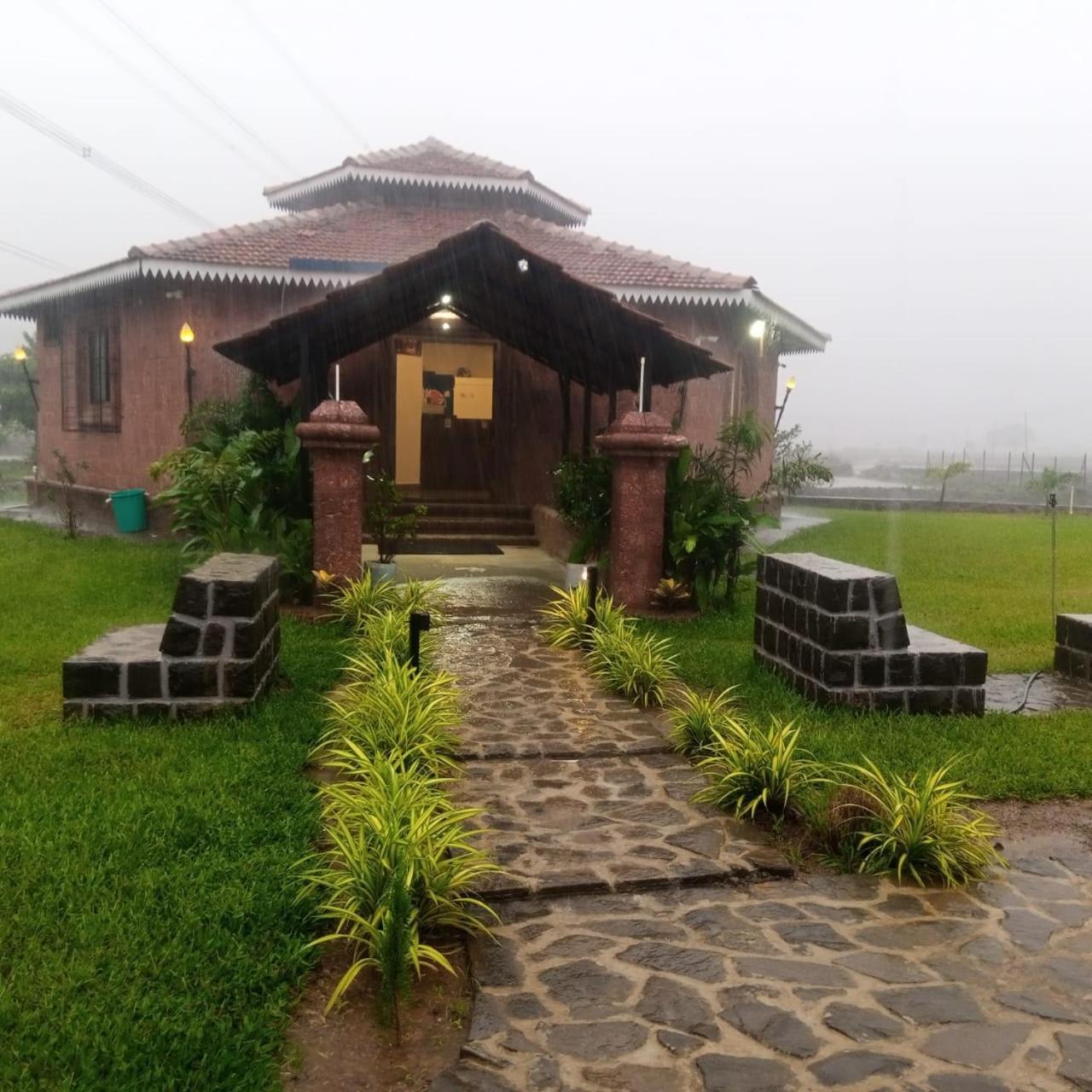 Umbartha Resort Naneghat Ghatghar Luaran gambar